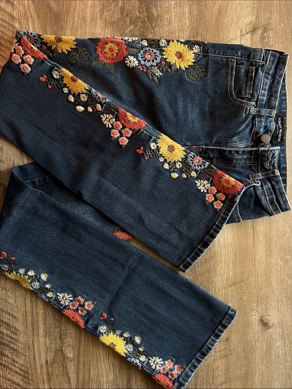 Ashley Mason Dark Blue Straight-Leg Jeans with Floral Embroidery
